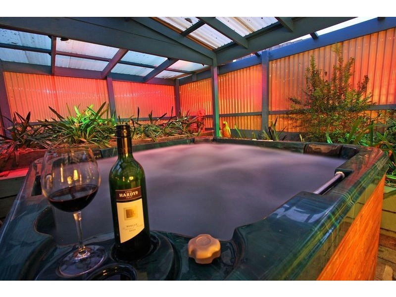 39 Kingswood Drive, Chirnside Park VIC 3116