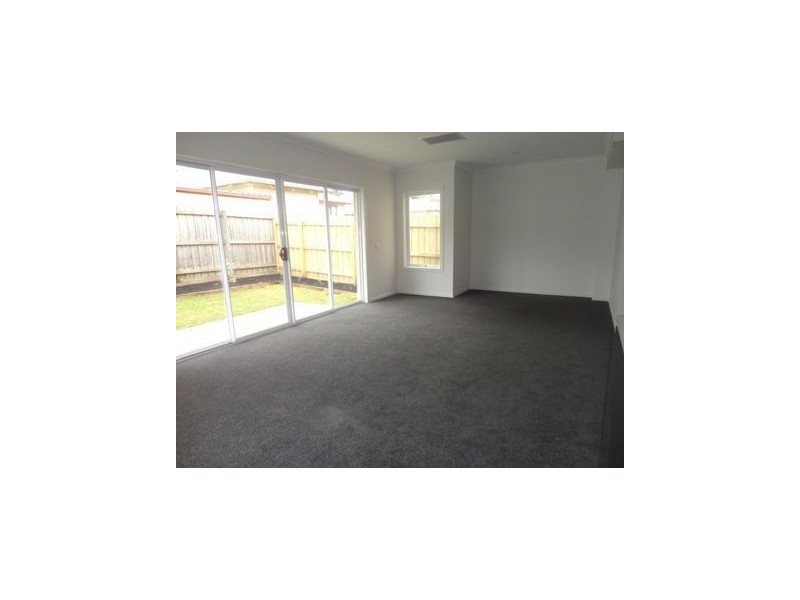 2/42 Central Avenue, Boronia VIC 3155