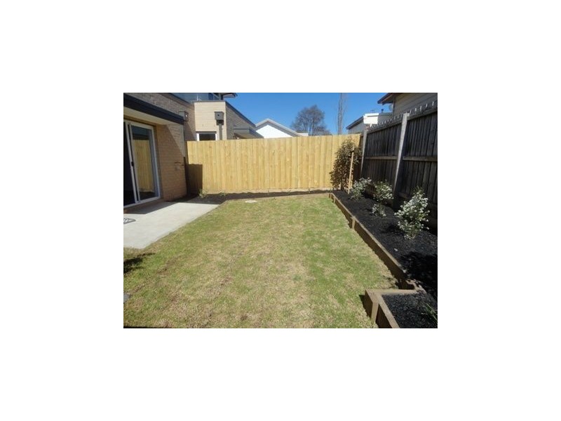 2/42 Central Avenue, Boronia VIC 3155