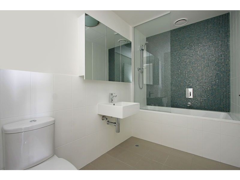 3.05/2 Olive York Way, Brunswick West VIC 3055