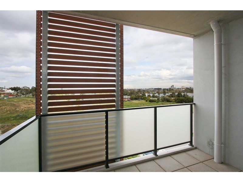 3.05/2 Olive York Way, Brunswick West VIC 3055