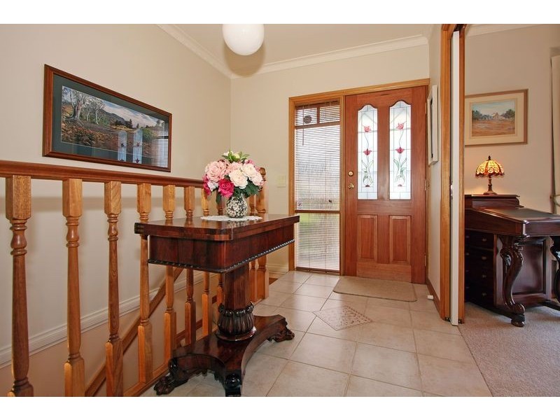 37 St Andrews Drive, Chirnside Park VIC 3116