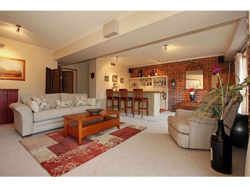 37 St Andrews Drive, Chirnside Park VIC 3116