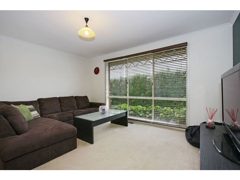 2/79 Exeter Road, Croydon North VIC 3136