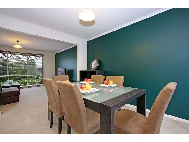 2/79 Exeter Road, Croydon North VIC 3136