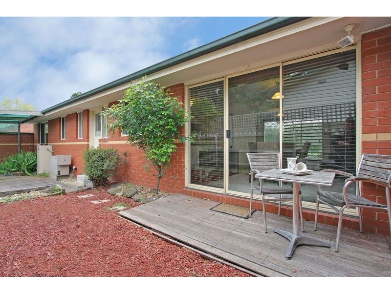 2/79 Exeter Road, Croydon North VIC 3136