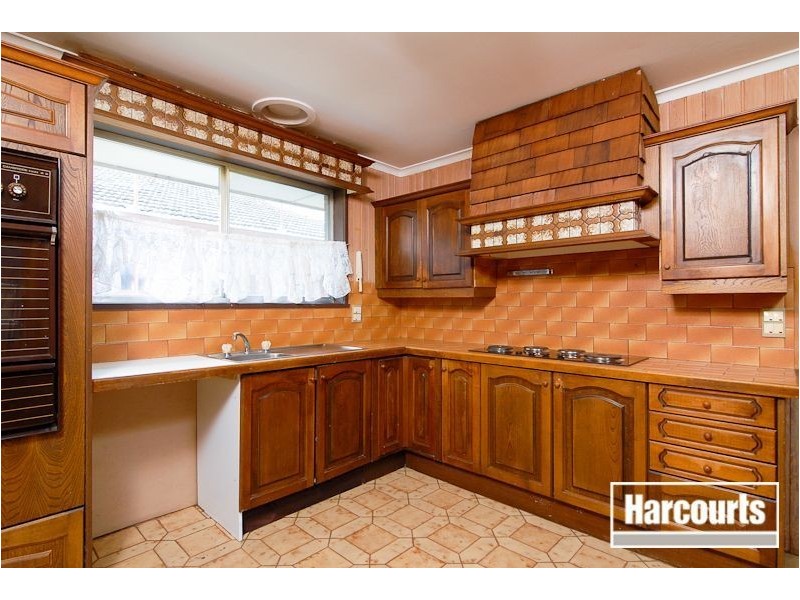 2/211 Sladen Street, Cranbourne VIC 3977