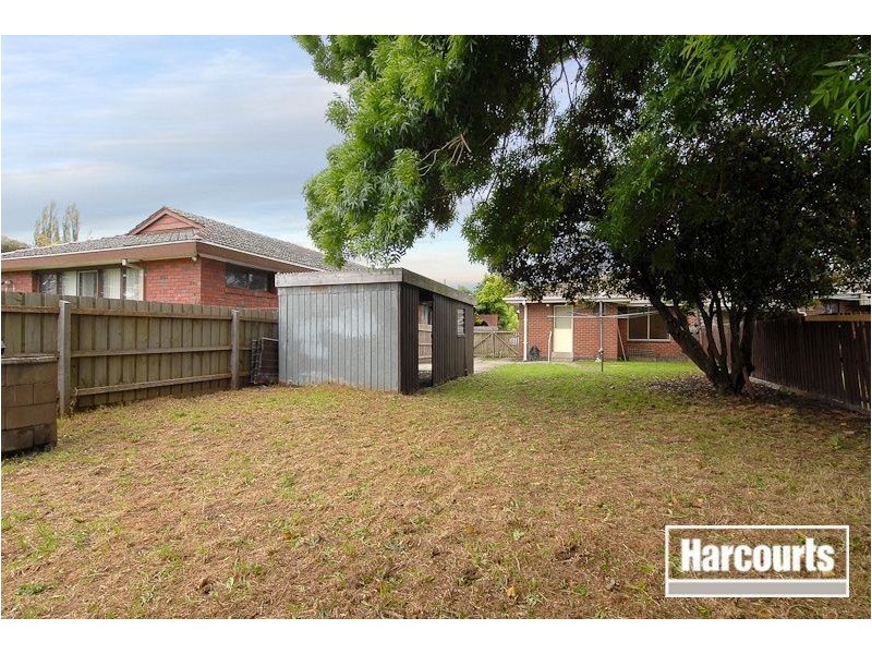 2/211 Sladen Street, Cranbourne VIC 3977