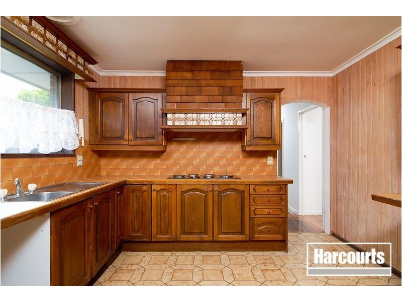 2/211 Sladen Street, Cranbourne VIC 3977