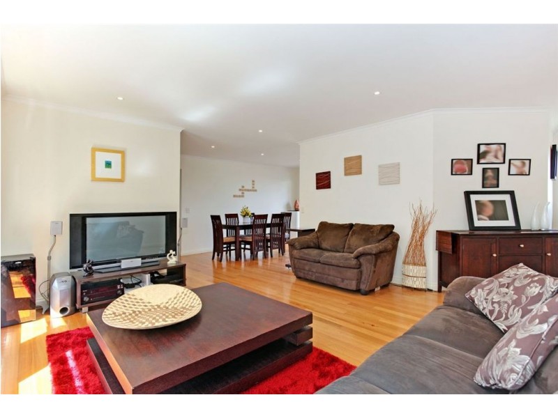 2/41 Grant Drive, Bayswater North VIC 3153