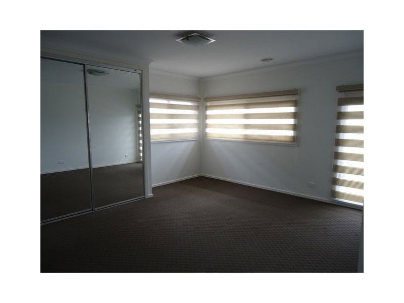 3 Scheffer Crescent, Croydon VIC 3136