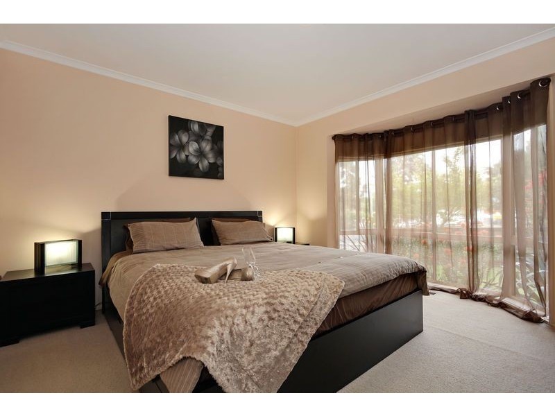 70 Mount Dandenong Road, Croydon VIC 3136