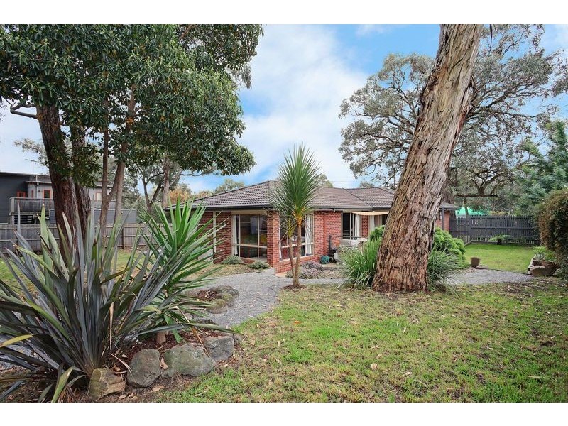 70 Mount Dandenong Road, Croydon VIC 3136