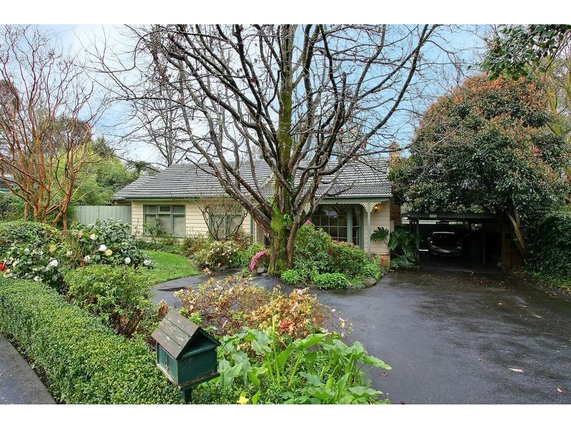 4 Montgomery Court, Kilsyth VIC 3137