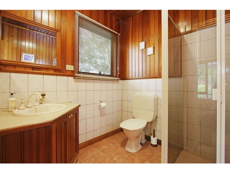 4 Montgomery Court, Kilsyth VIC 3137