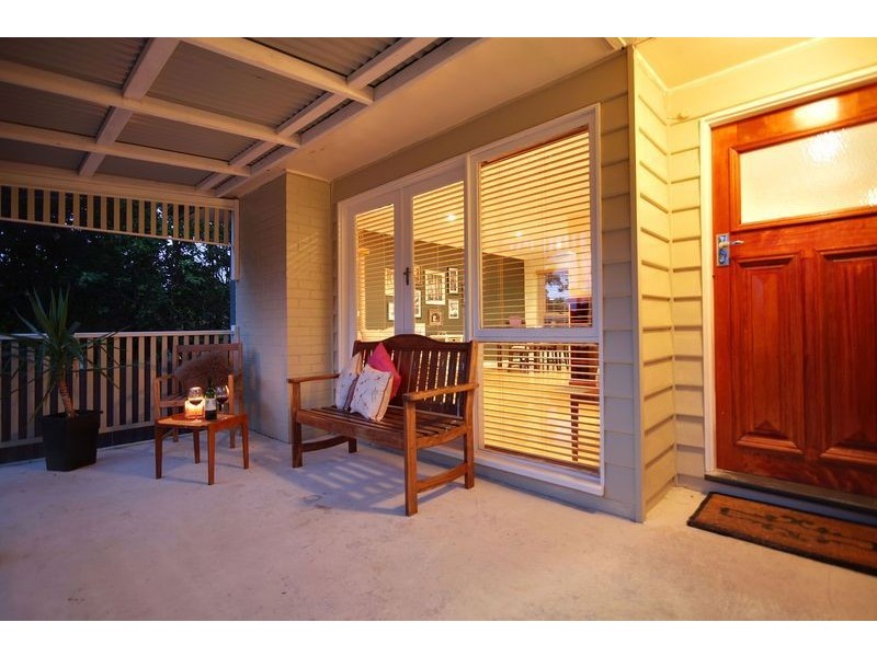 15 Thurleigh Avenue, Croydon South VIC 3136