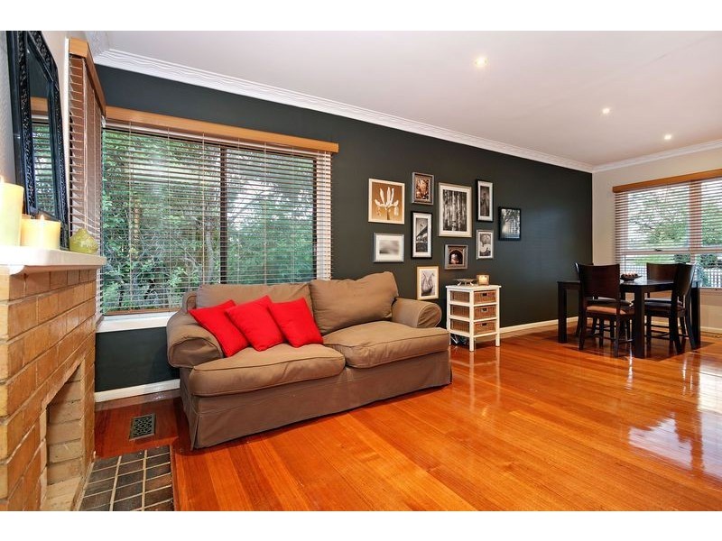 15 Thurleigh Avenue, Croydon South VIC 3136