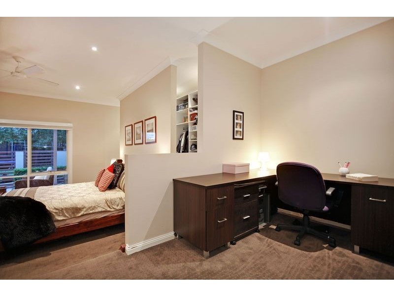 15 Thurleigh Avenue, Croydon South VIC 3136