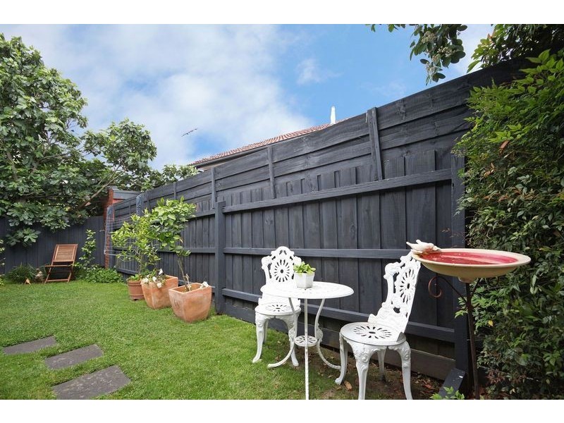 1/30 Mount Dandenong Road, Ringwood East VIC 3135