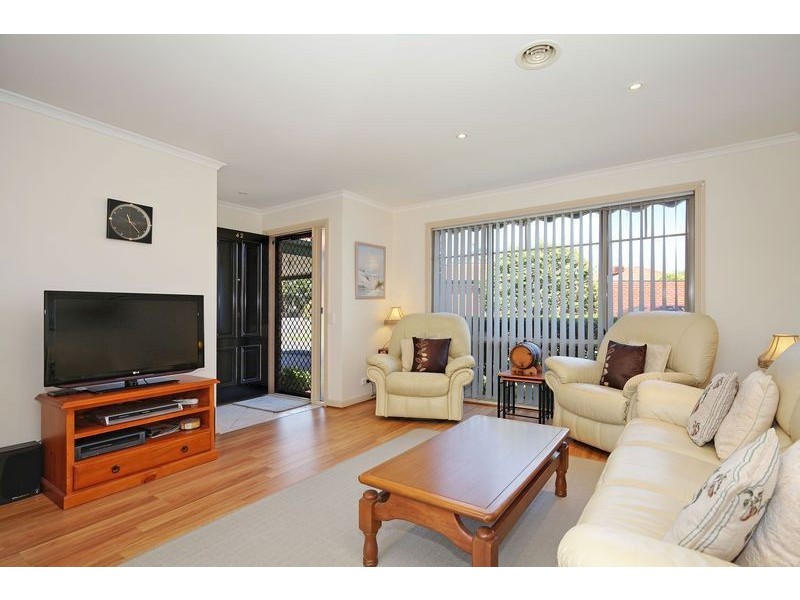 42/355 Dorset Road, Croydon VIC 3136