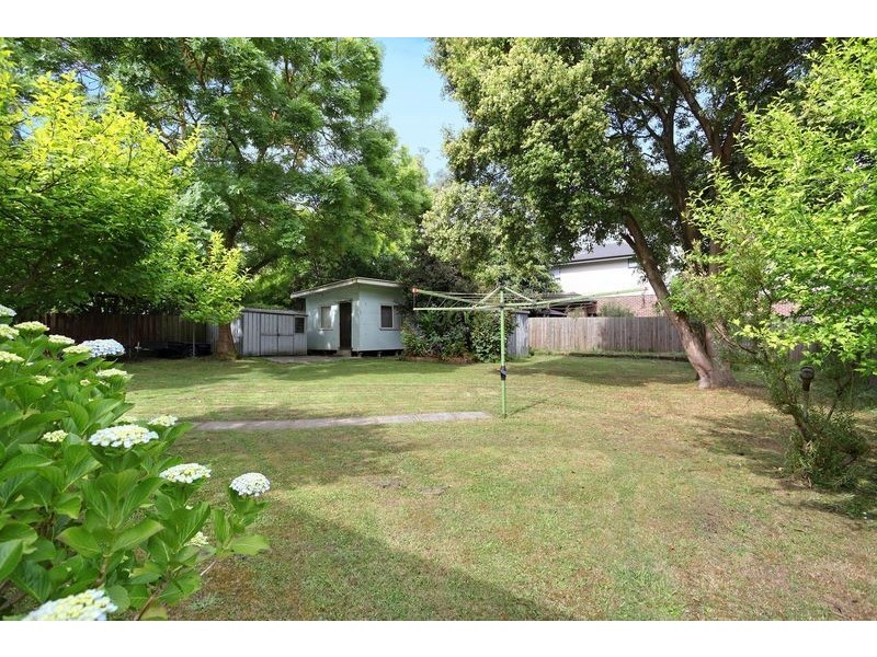 25 Silverley Road, Croydon VIC 3136