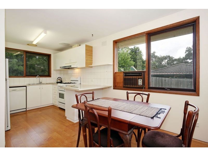 63 Central Avenue, Croydon South VIC 3136