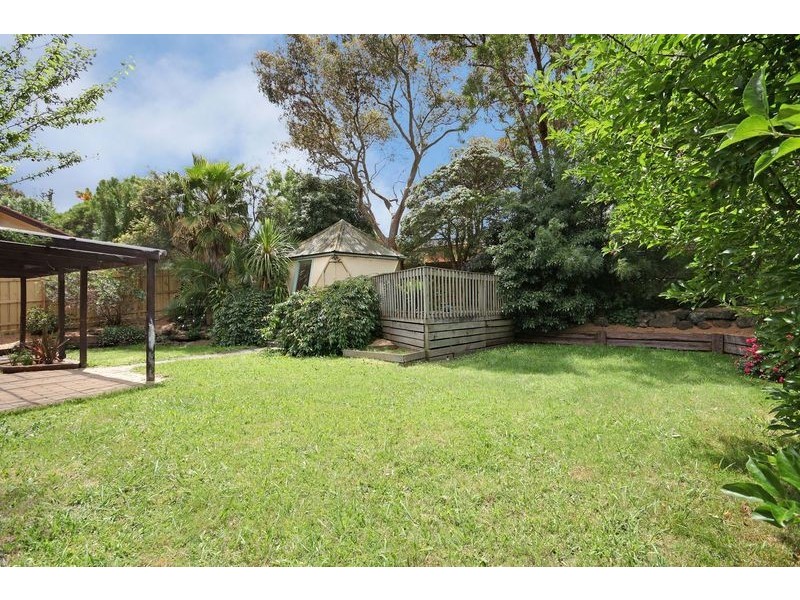 63 Central Avenue, Croydon South VIC 3136