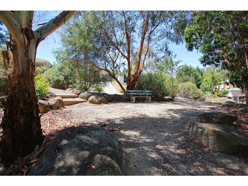 14 Rolaine Close, Lilydale VIC 3140