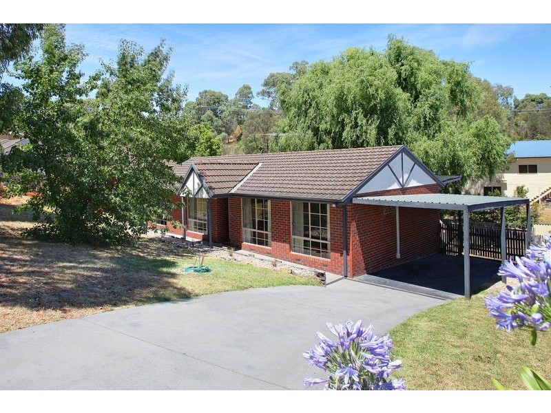 14 Rolaine Close, Lilydale VIC 3140