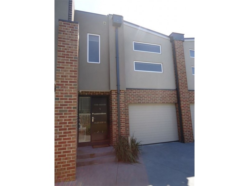 5/5 Narcissus Avenue, Boronia VIC 3155