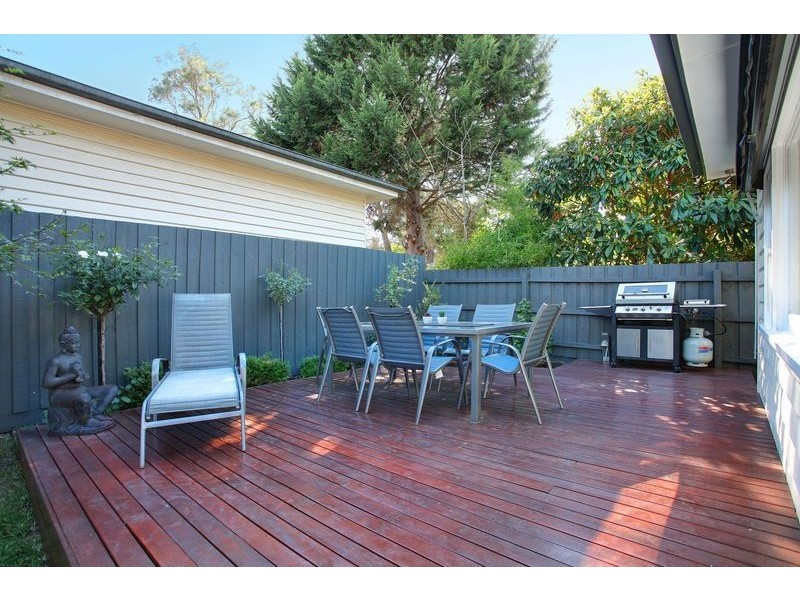 49 Lincoln Road, Croydon VIC 3136