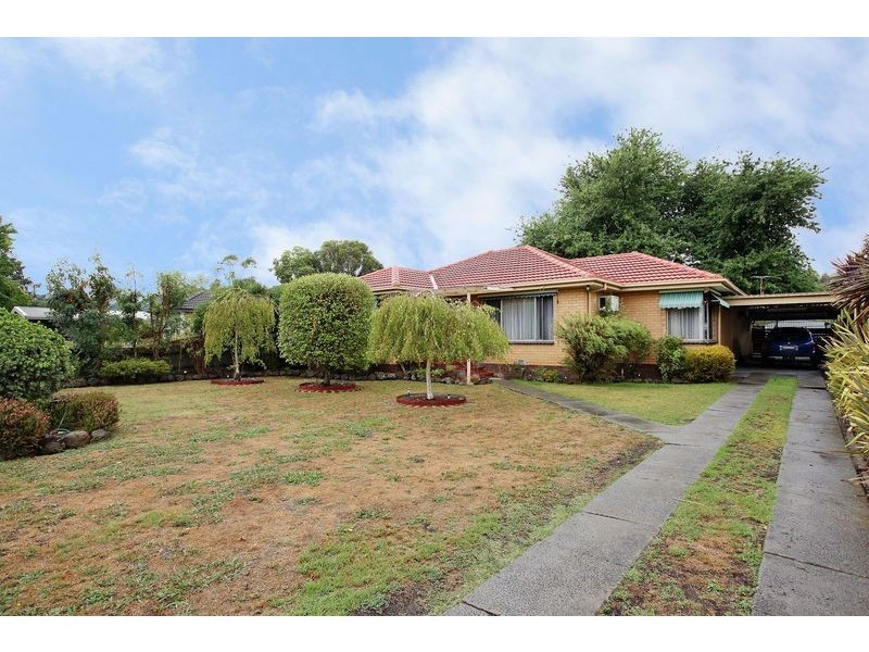 8 Piccadilly Court, Kilsyth VIC 3137