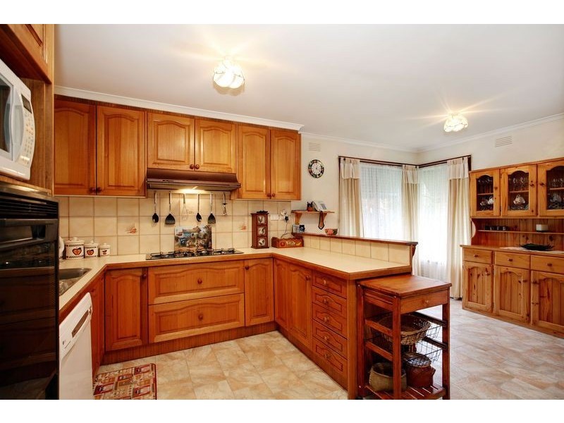 8 Piccadilly Court, Kilsyth VIC 3137