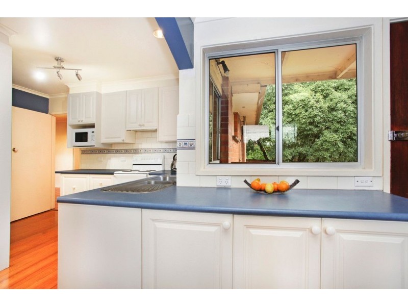 77 Bonnie View Road, Croydon North VIC 3136