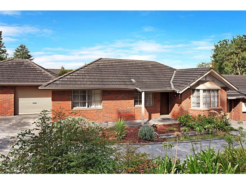 2/71 Kent Avenue, Croydon VIC 3136