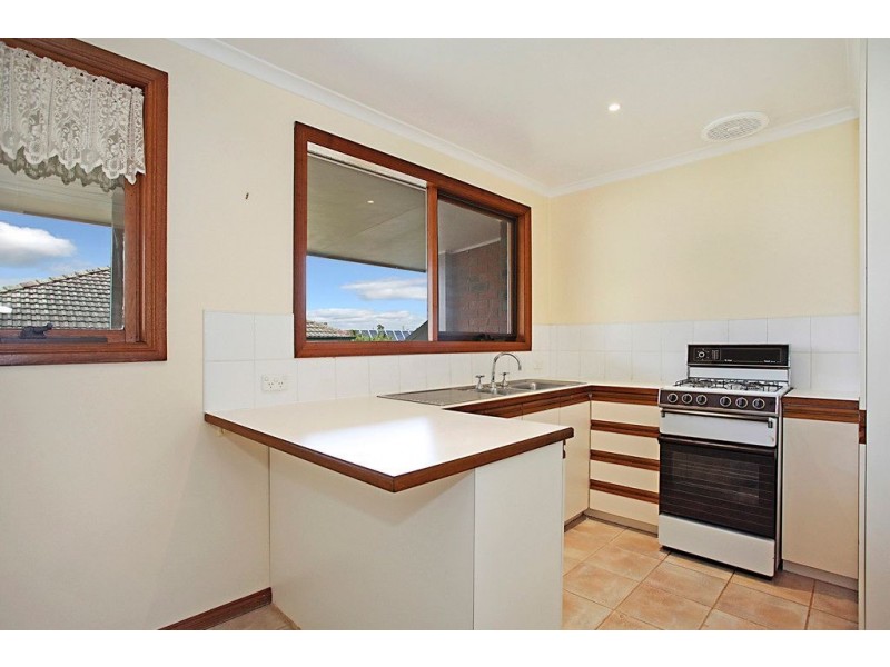 2/71 Kent Avenue, Croydon VIC 3136