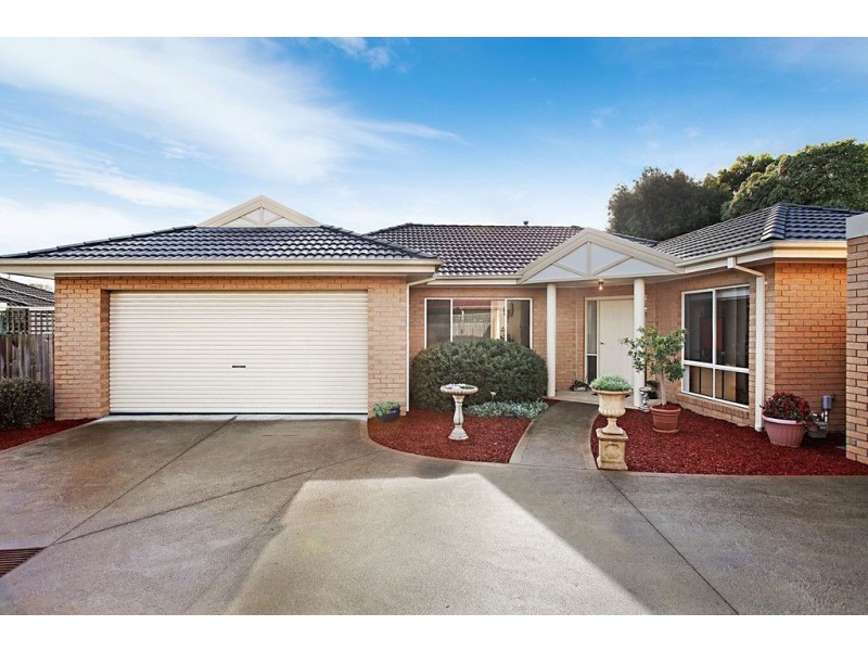 2/39 Farnham Road, Bayswater VIC 3153