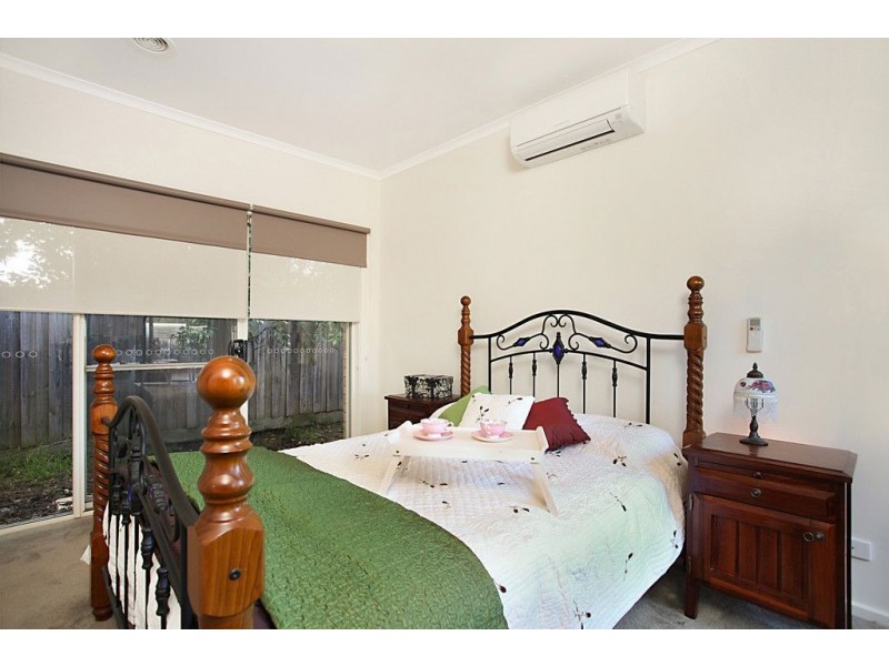 2/39 Farnham Road, Bayswater VIC 3153