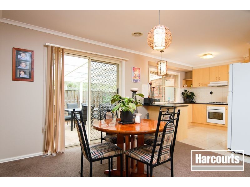 2/21 Pakenham Road, Pakenham VIC 3810