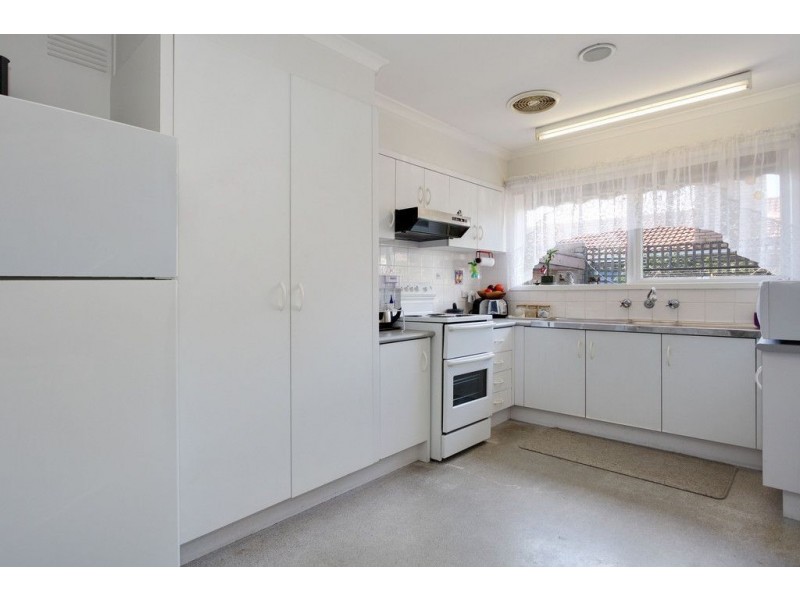 1/17 Freeman Street, Ringwood East VIC 3135