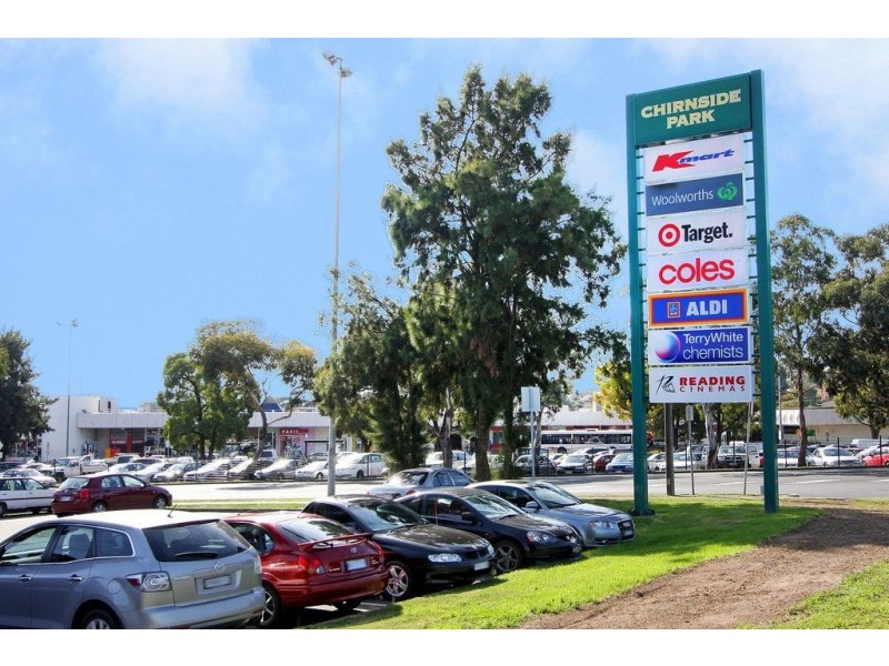 5 Songbird Avenue, Chirnside Park VIC 3116