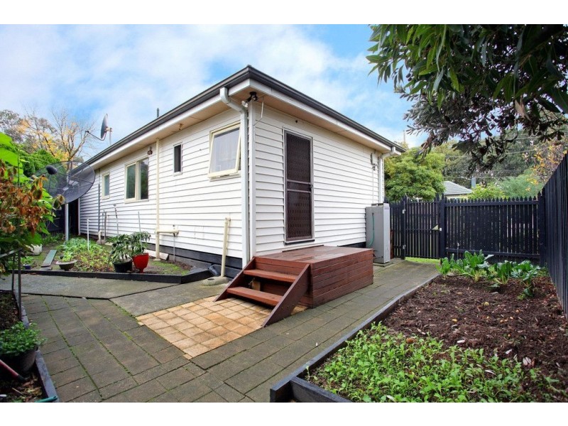 1/15 Belmont Road West, Croydon South VIC 3136