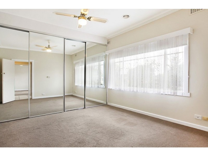 1/13 Norman Road, Croydon VIC 3136