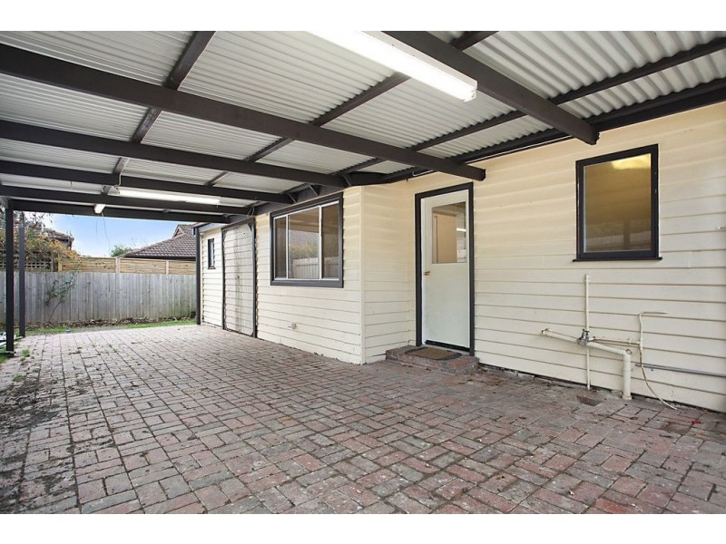 1/13 Norman Road, Croydon VIC 3136