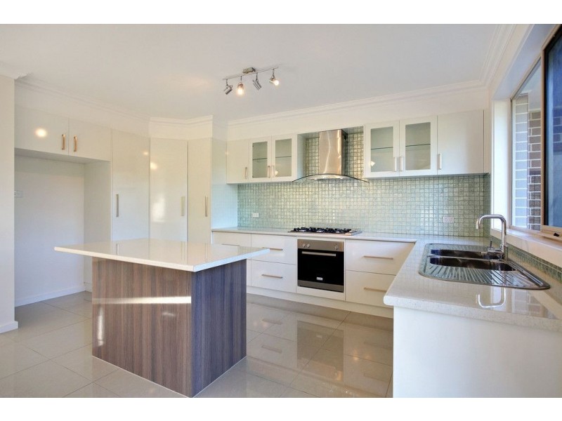 2/12 Merrilong Street, Ringwood East VIC 3135