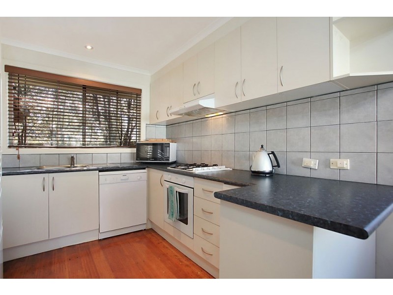 1/40 Sevenoaks Avenue, Croydon VIC 3136