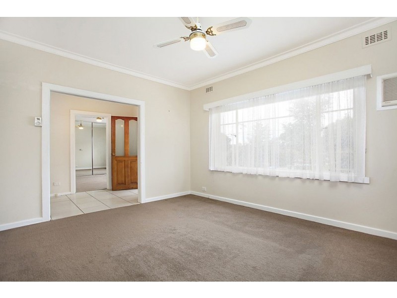 1/13 Norman Road, Croydon VIC 3136