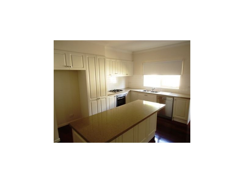 270 Dorset Road, Croydon VIC 3136
