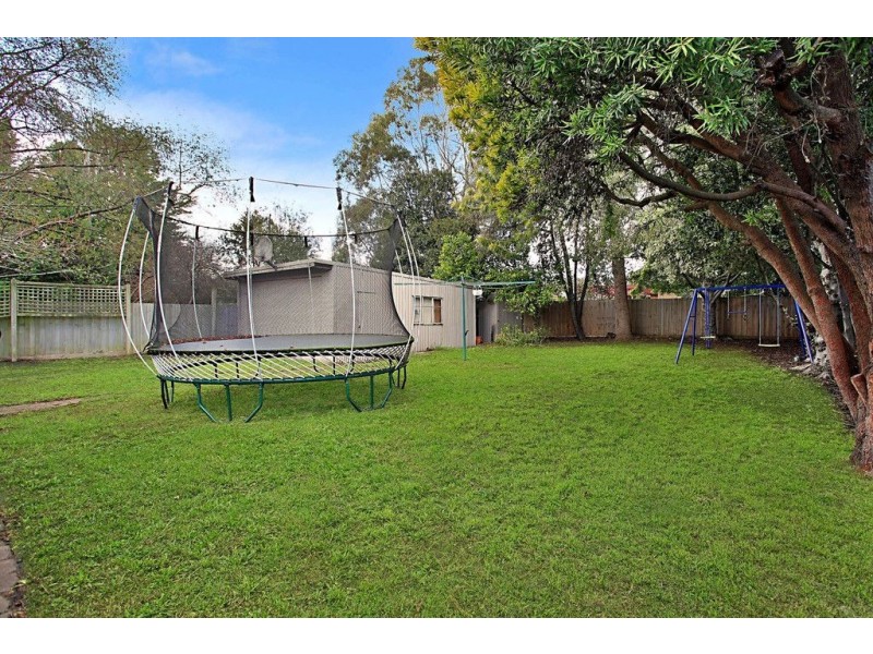 18 Parklands Avenue, Chirnside Park VIC 3116