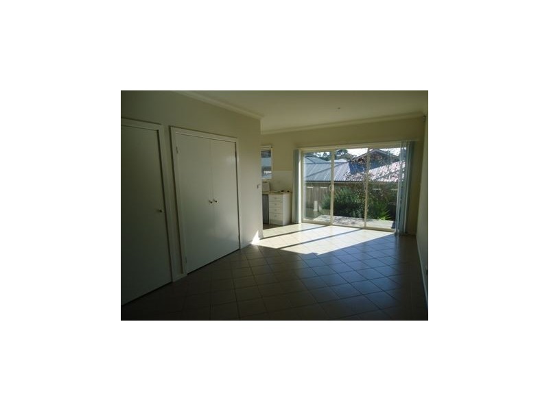 2/4 Humber Road, Croydon North VIC 3136